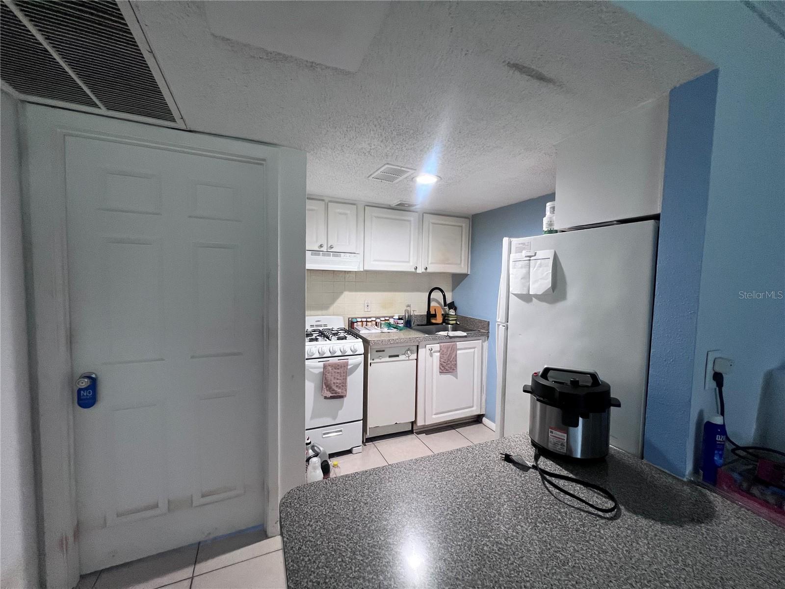 126 BLUE POINT WAY 100