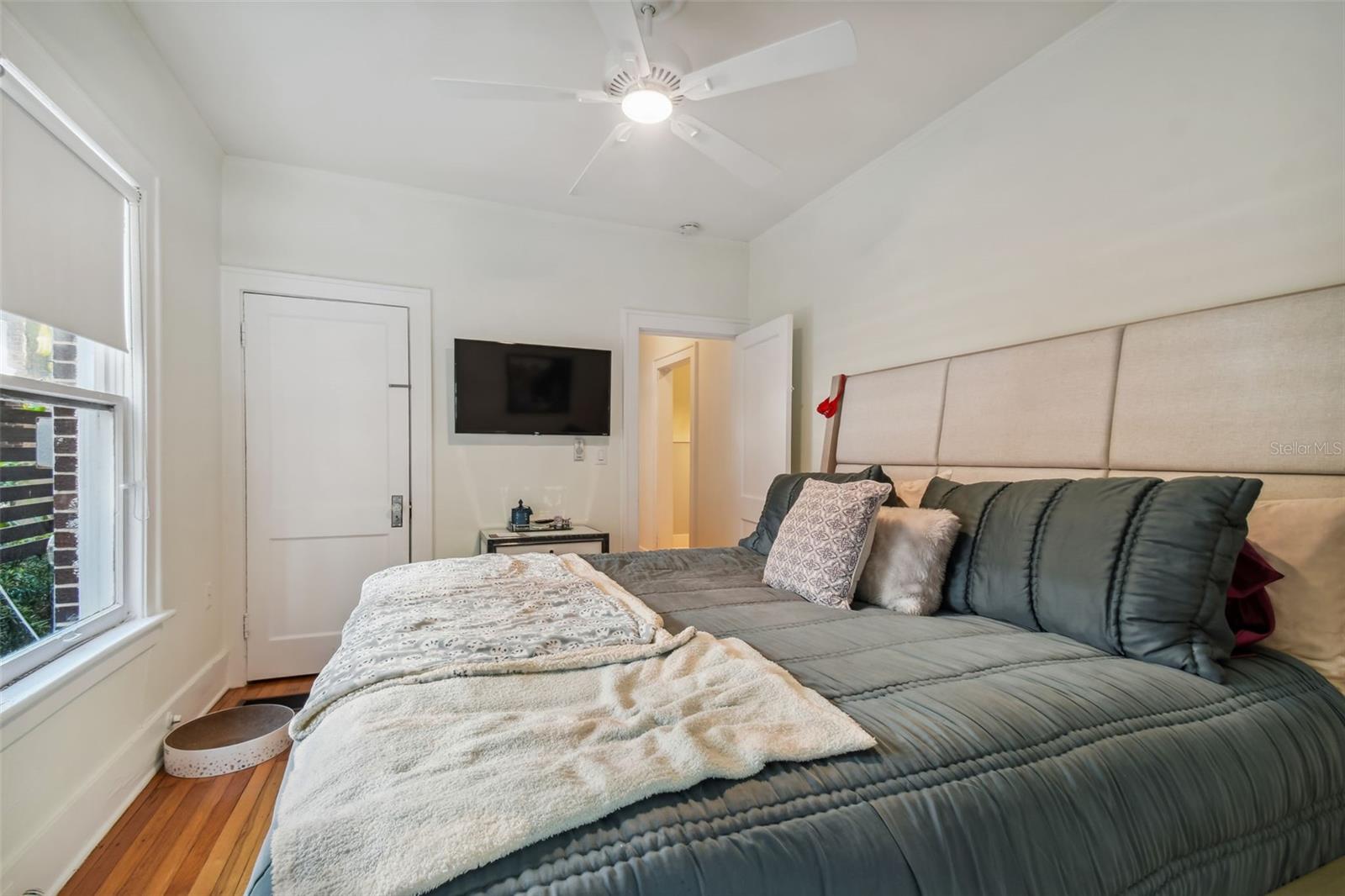 SOUTHVIEW CONDO - Residential Lease