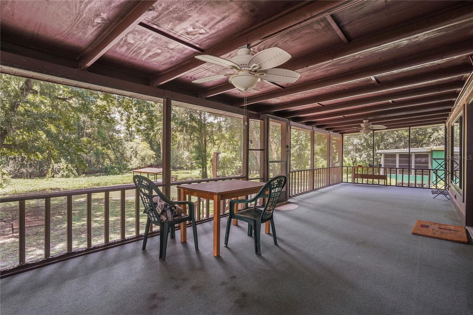 RIVER RETREATS - Residential