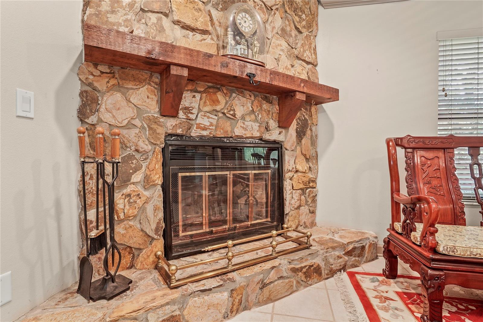 RIVER RETREATS - Residential