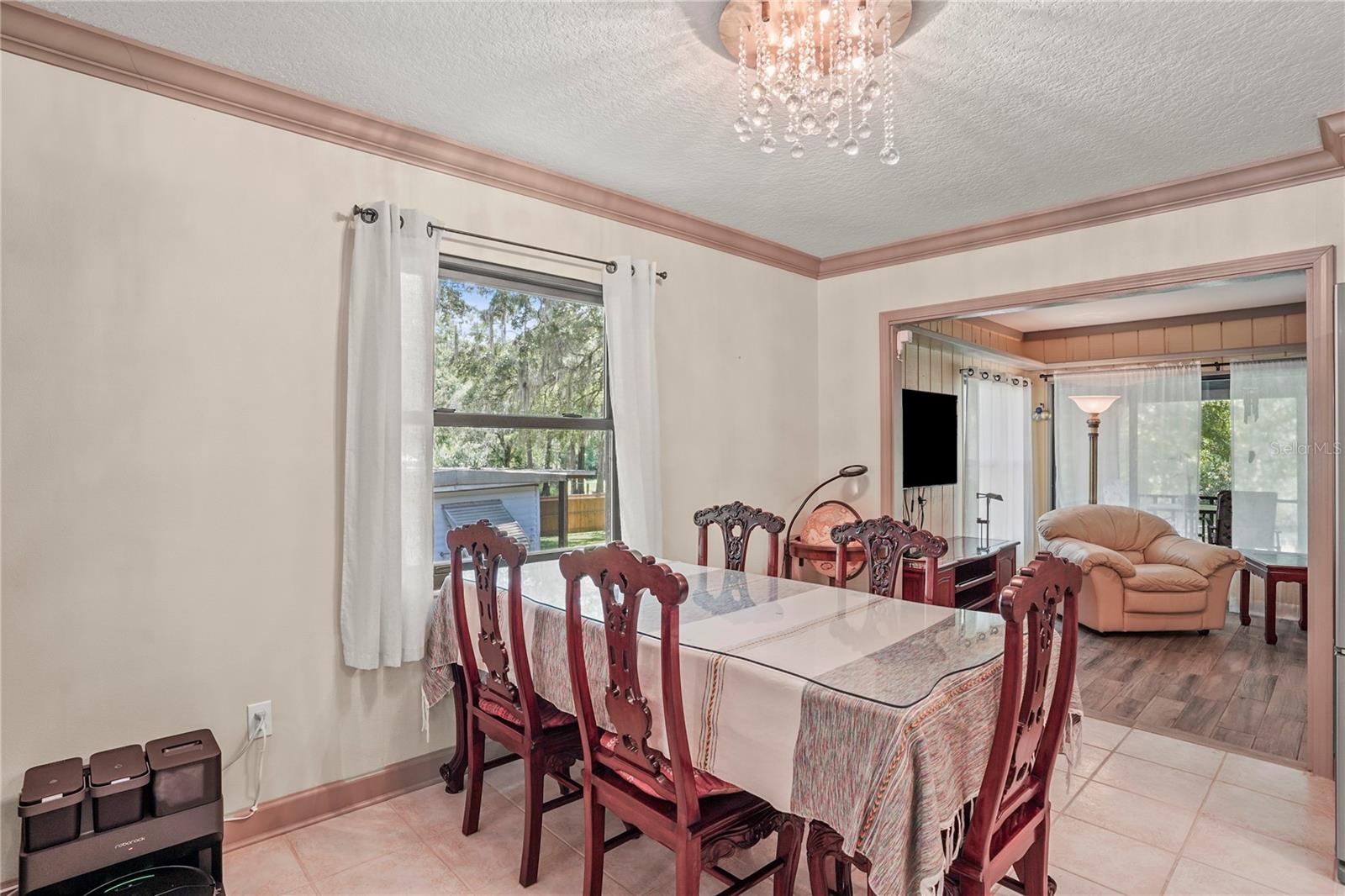 RIVER RETREATS - Residential