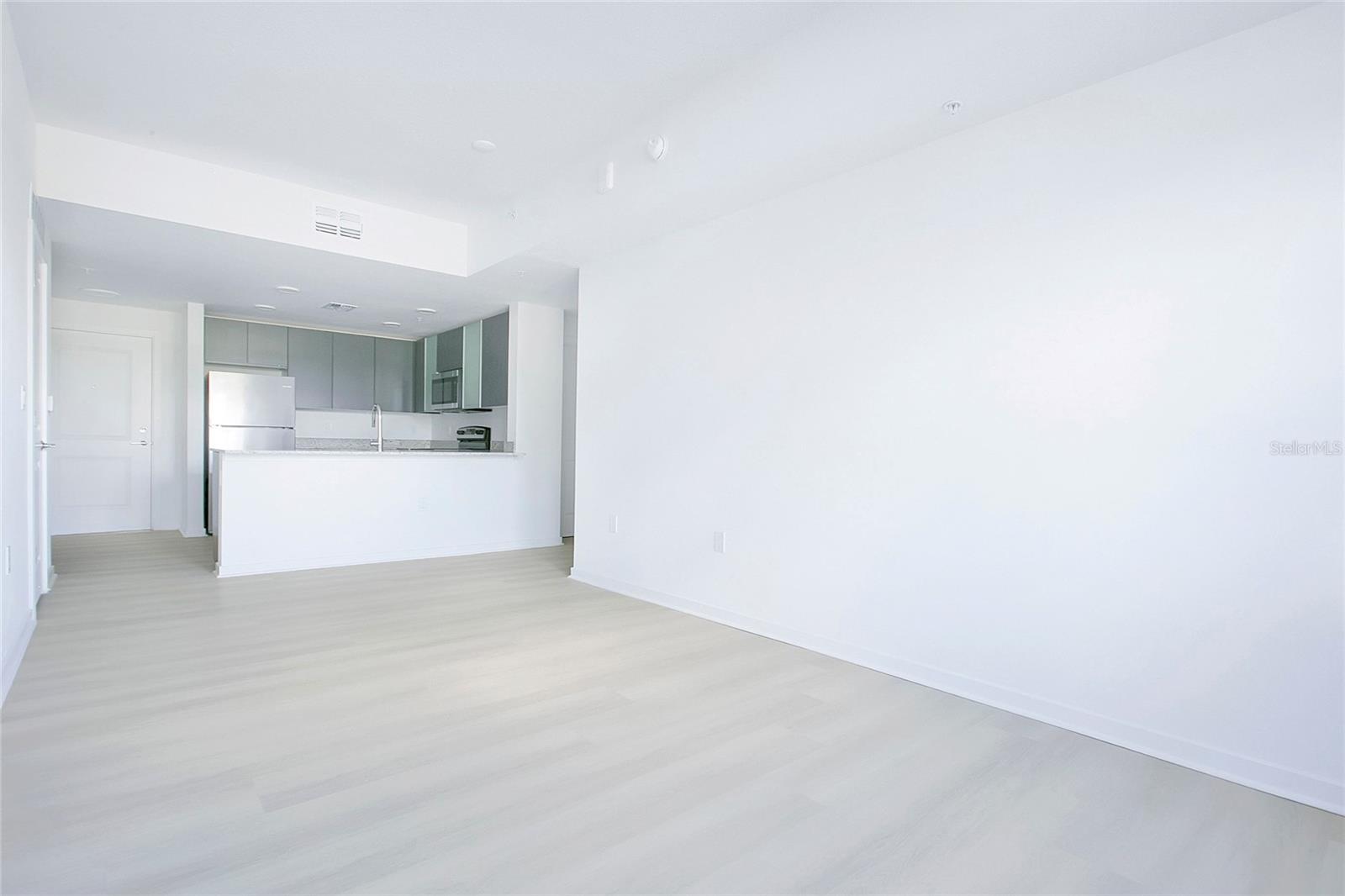 MILLENIA PARK TOWER III CONDOMINIUM - Residential Lease