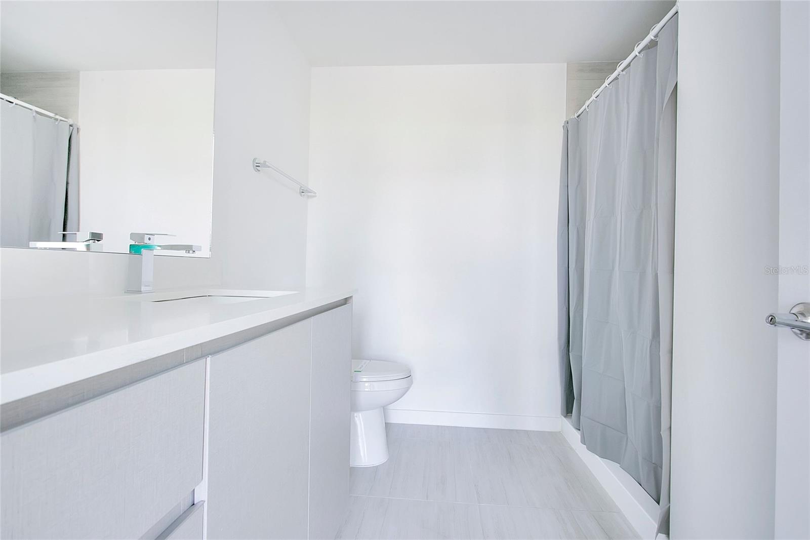 MILLENIA PARK TOWER III CONDOMINIUM - Residential Lease