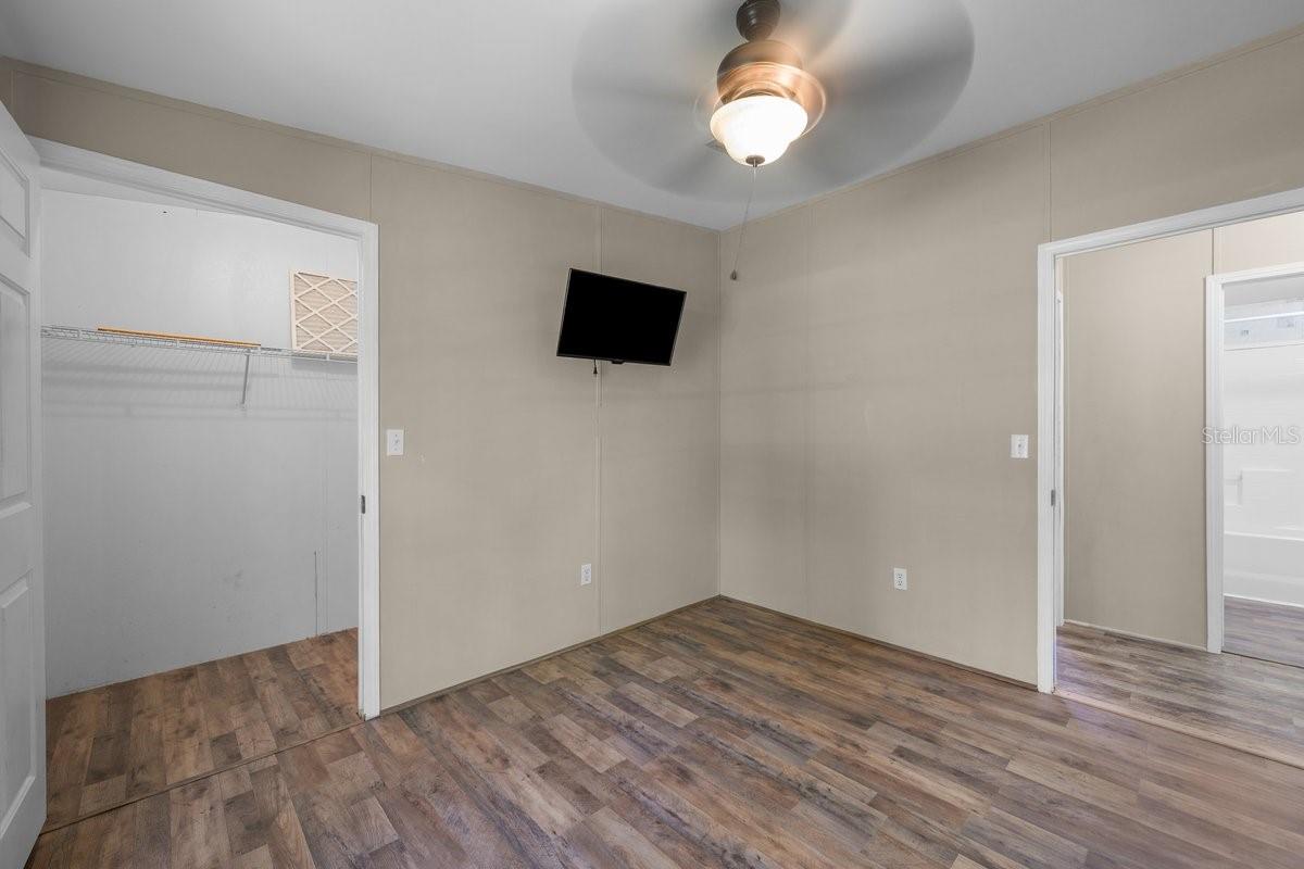 METES AND BOUNDS - Residential