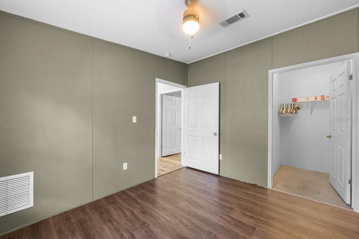 METES AND BOUNDS - Residential