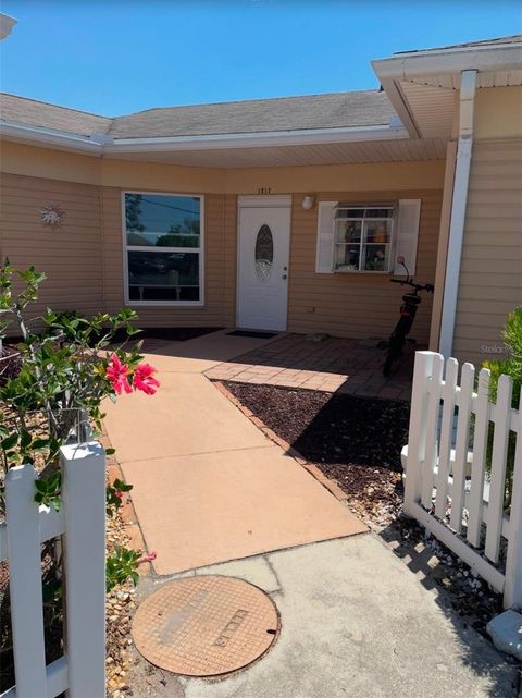 Photo of 1217 Club Circle, Lakeshore, FL 33854 (MLS # P4937976)