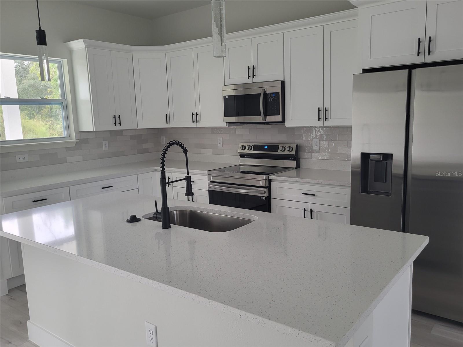 CITRUS SPGS UNIT 08 - Residential Lease