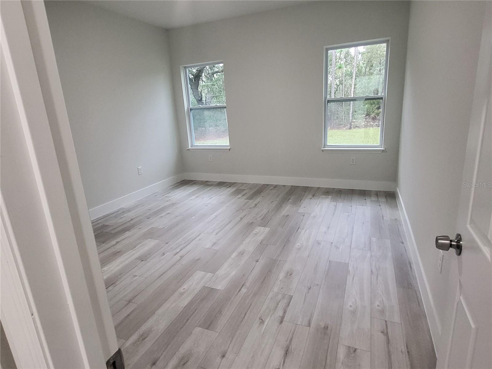 CITRUS SPGS UNIT 08 - Residential Lease