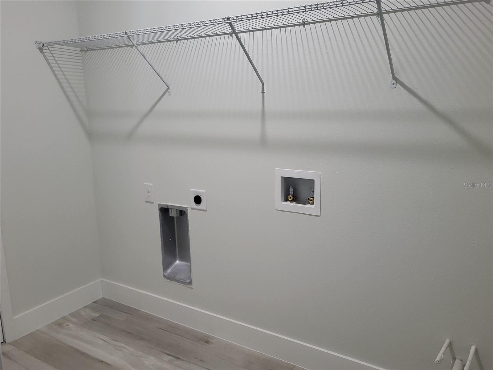 CITRUS SPGS UNIT 08 - Residential Lease