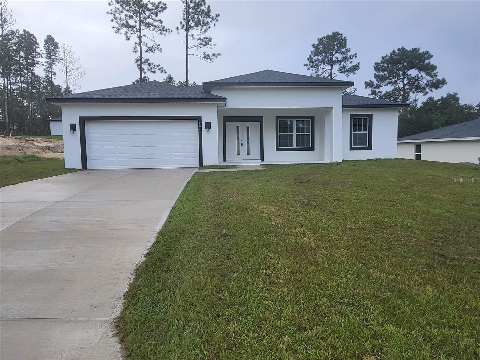 This lovely home in Citrus Springs offers 3 bedrooms, 2 bathrooms, and 1,529 square feet of comfortable living space. Featuring a spacious layout and a welcoming atmosphere, this property is ready for rent and perfect for those seeking a place to call home in a quiet and desirable community.