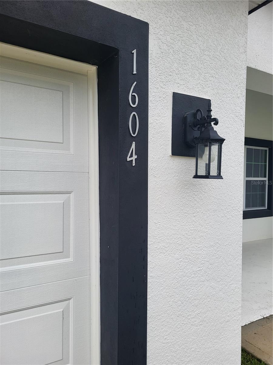 CITRUS SPGS UNIT 08 - Residential Lease