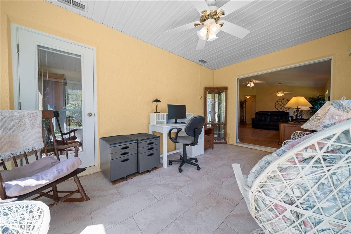 OAK RUN PARK VIEW - Residential