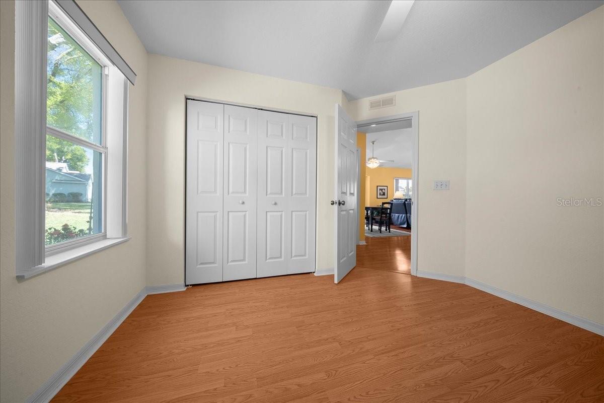 OAK RUN PARK VIEW - Residential