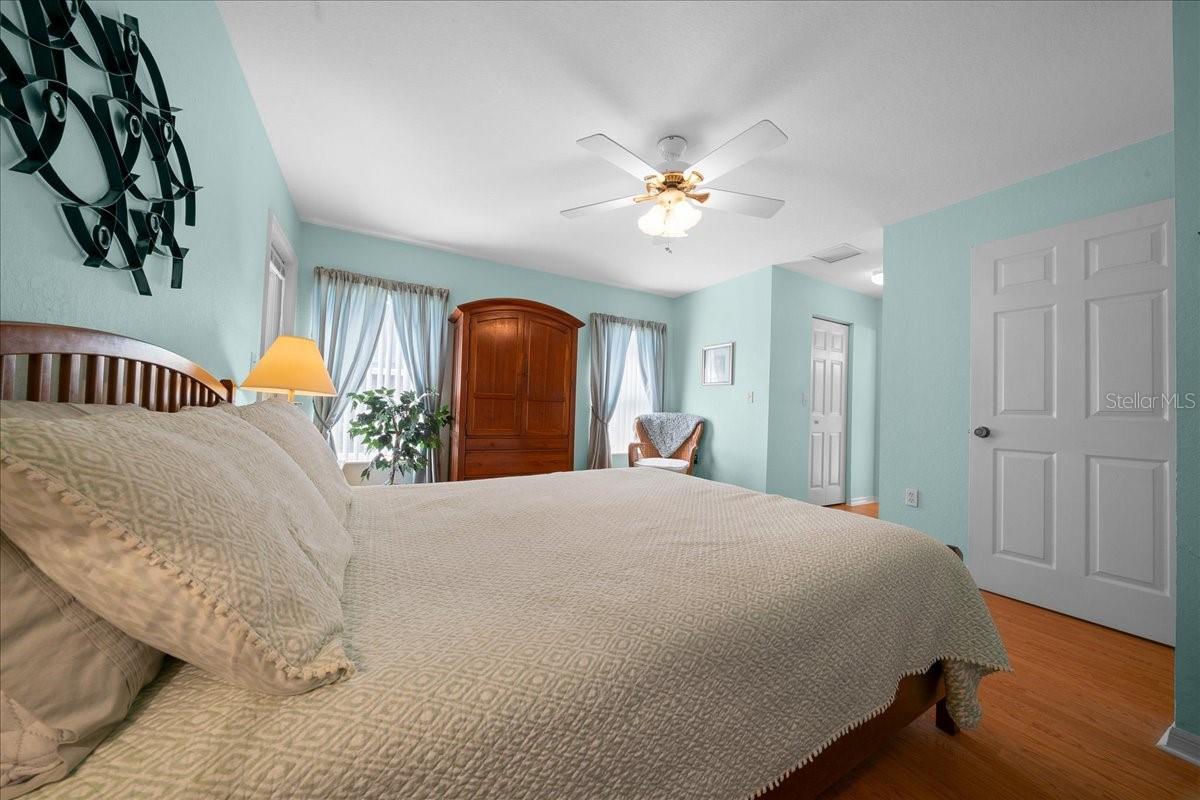 OAK RUN PARK VIEW - Residential