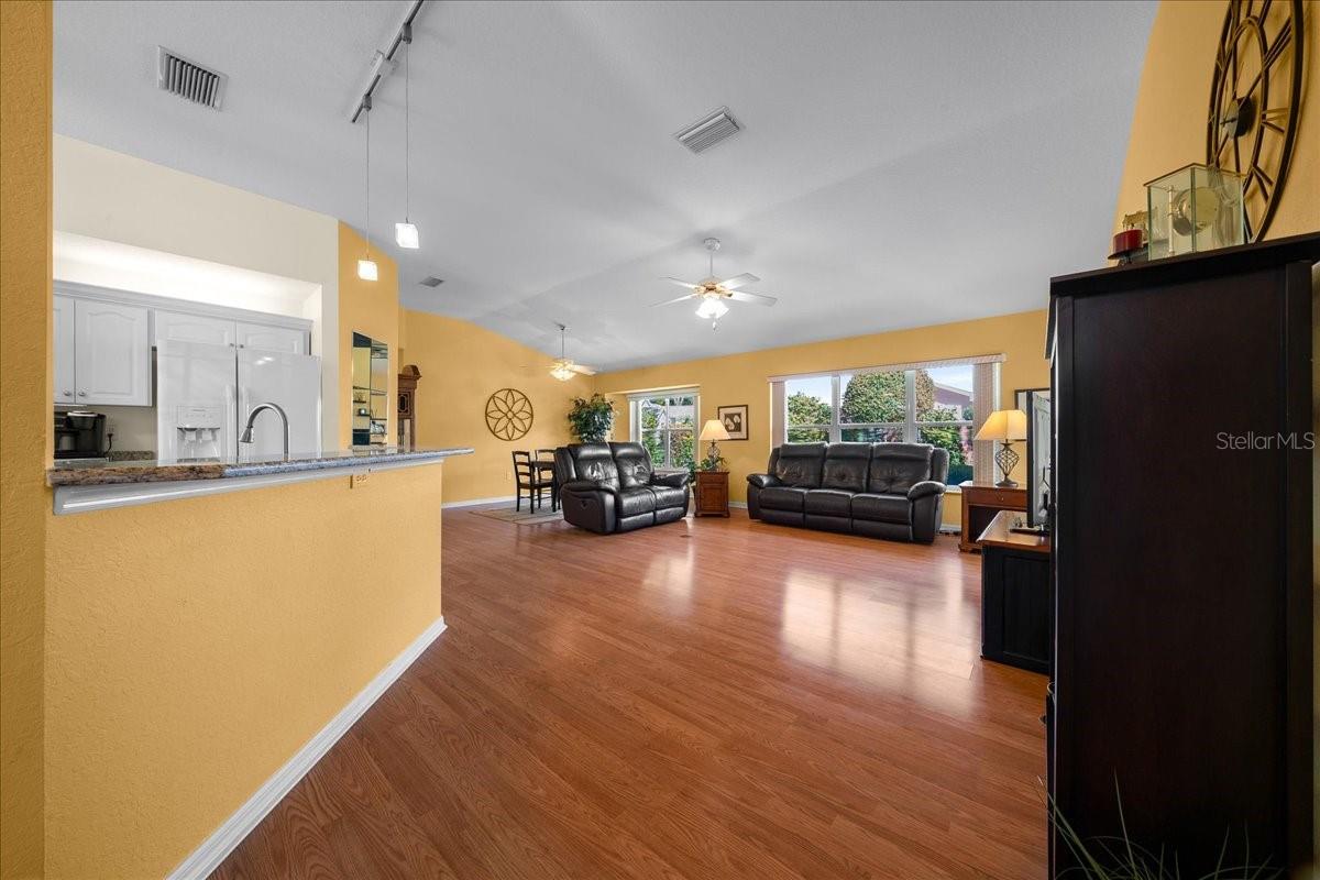 OAK RUN PARK VIEW - Residential