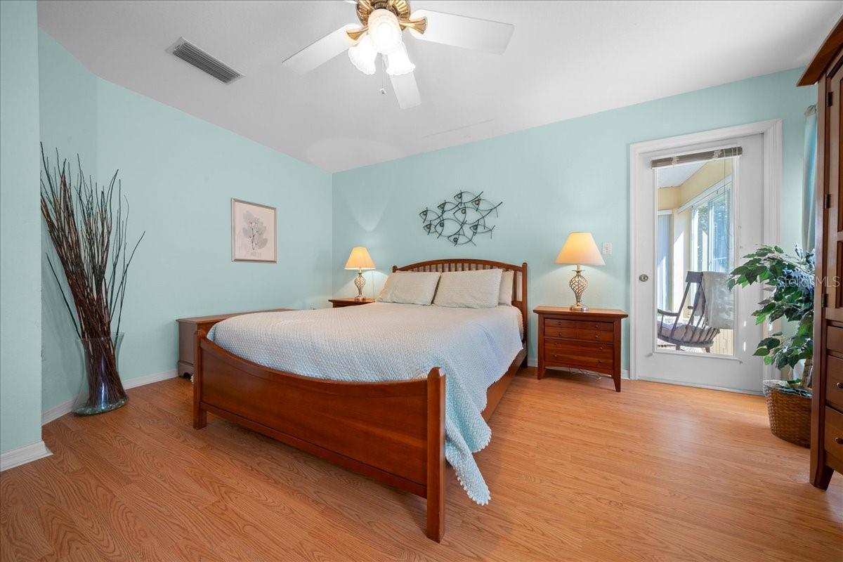 OAK RUN PARK VIEW - Residential