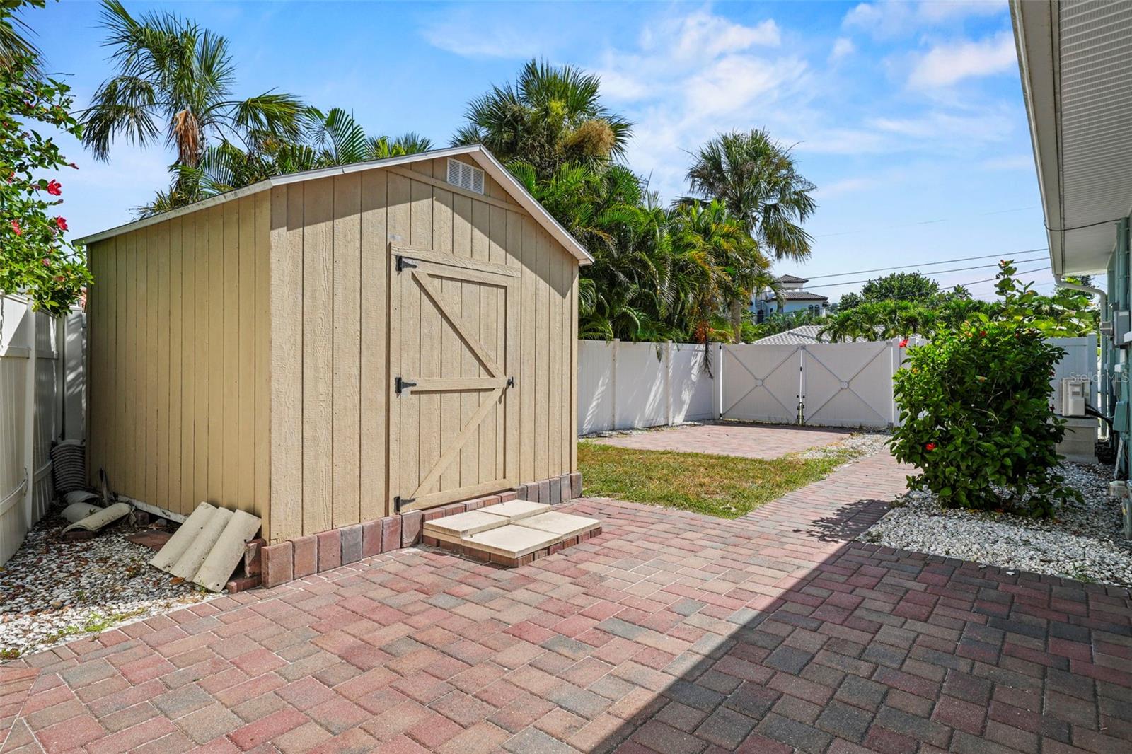 CARLOUEL SUB - Residential