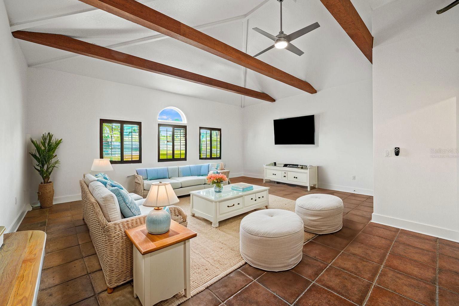 CARLOUEL SUB - Residential