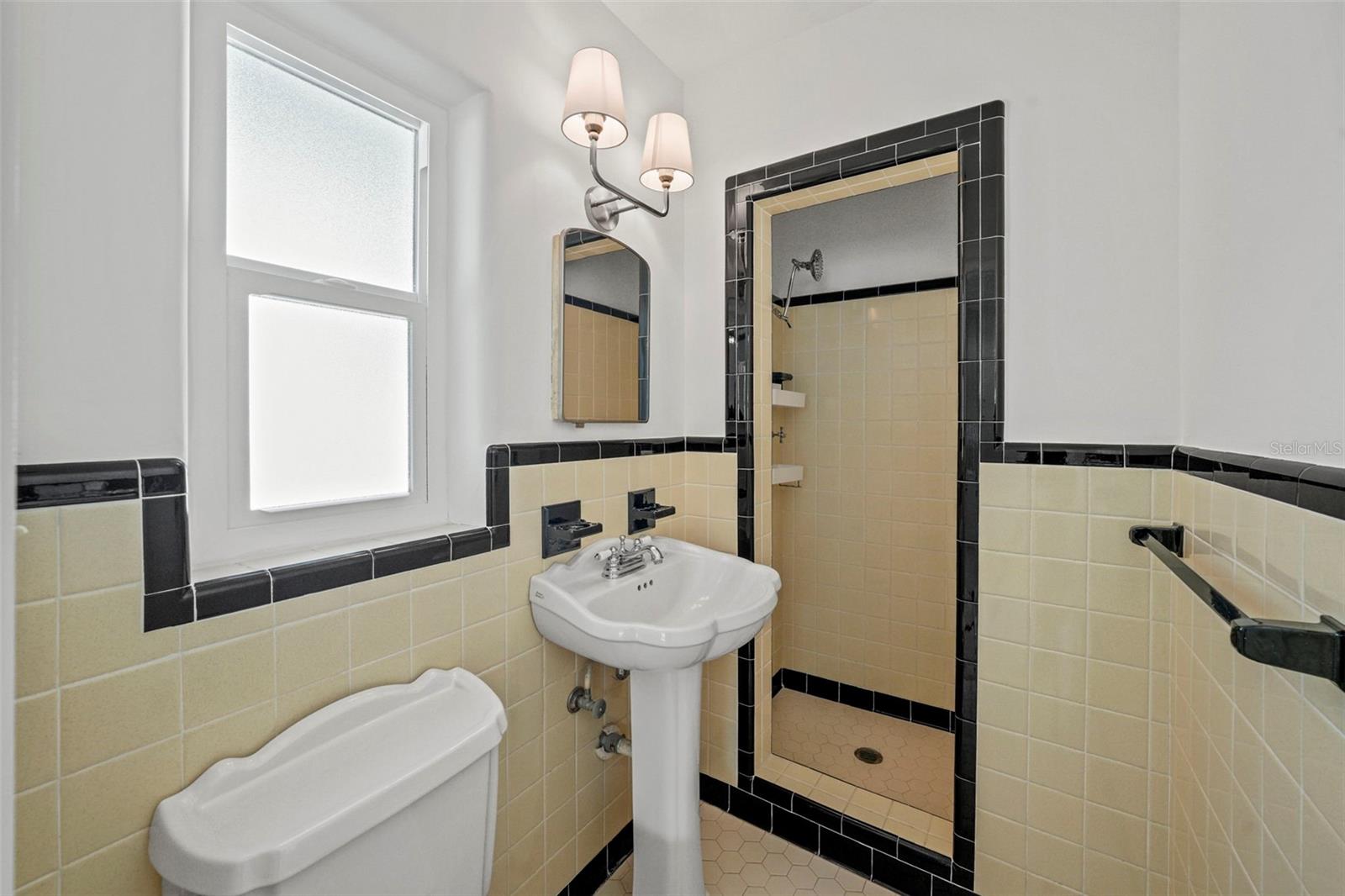 CARLOUEL SUB - Residential