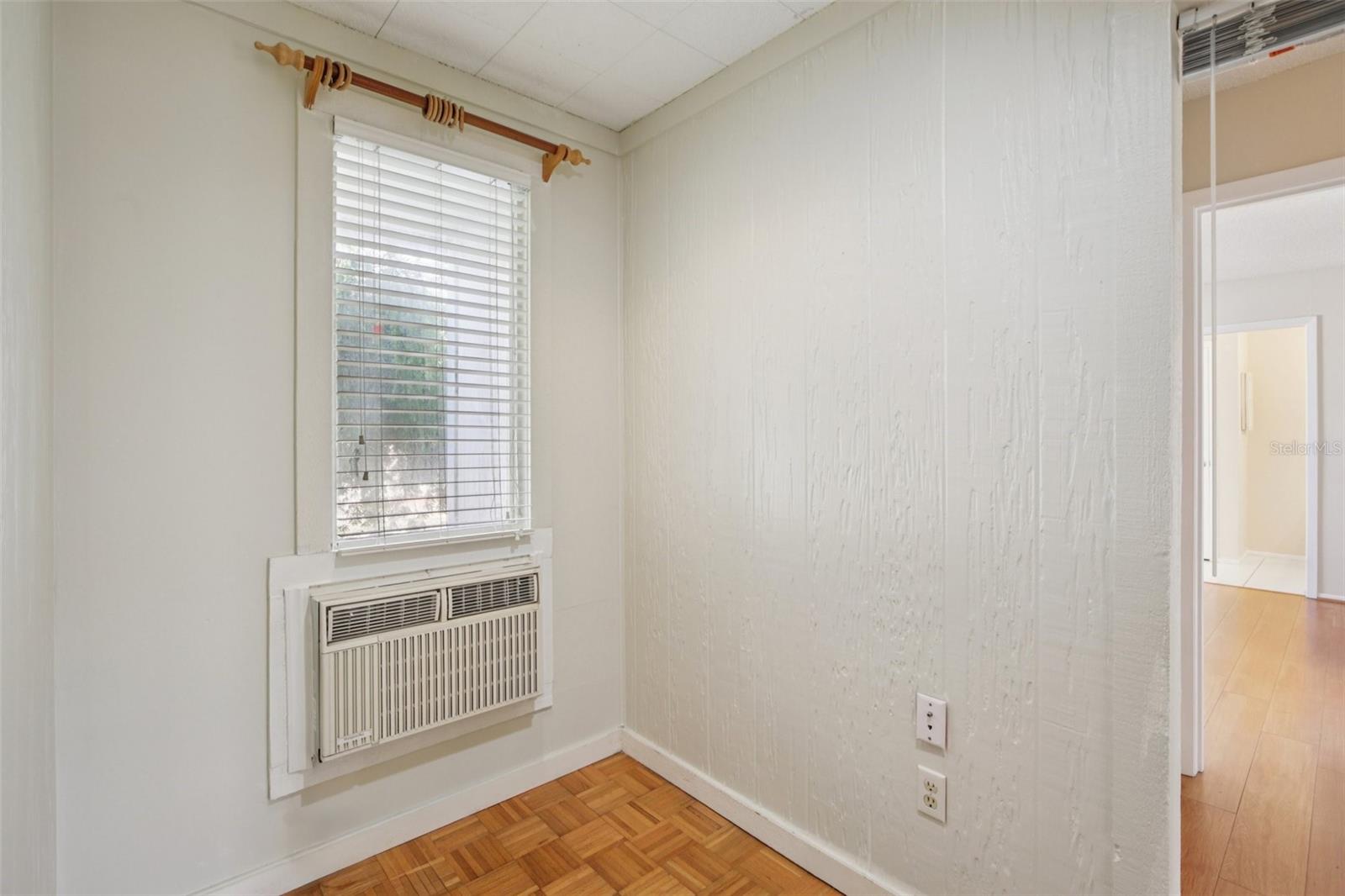 CARLENTINI - Residential Lease