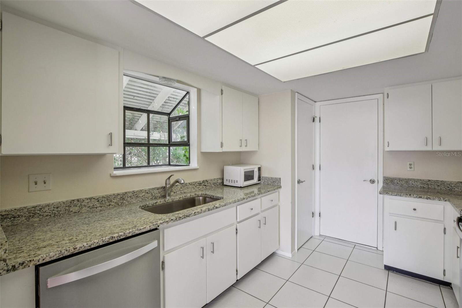 CARLENTINI - Residential Lease