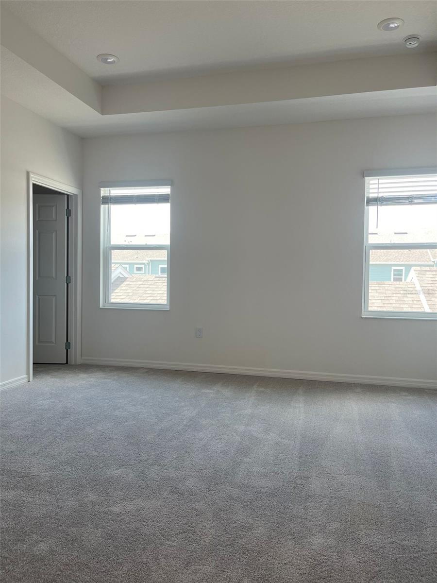 BRIXTON TWNHMS - Residential Lease