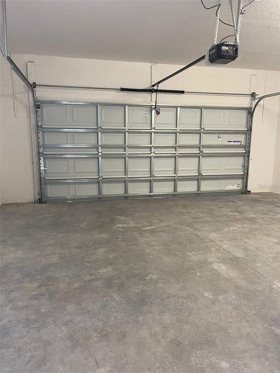 BRIXTON TWNHMS - Residential Lease