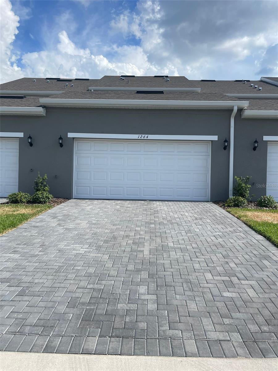 BRIXTON TWNHMS - Residential Lease