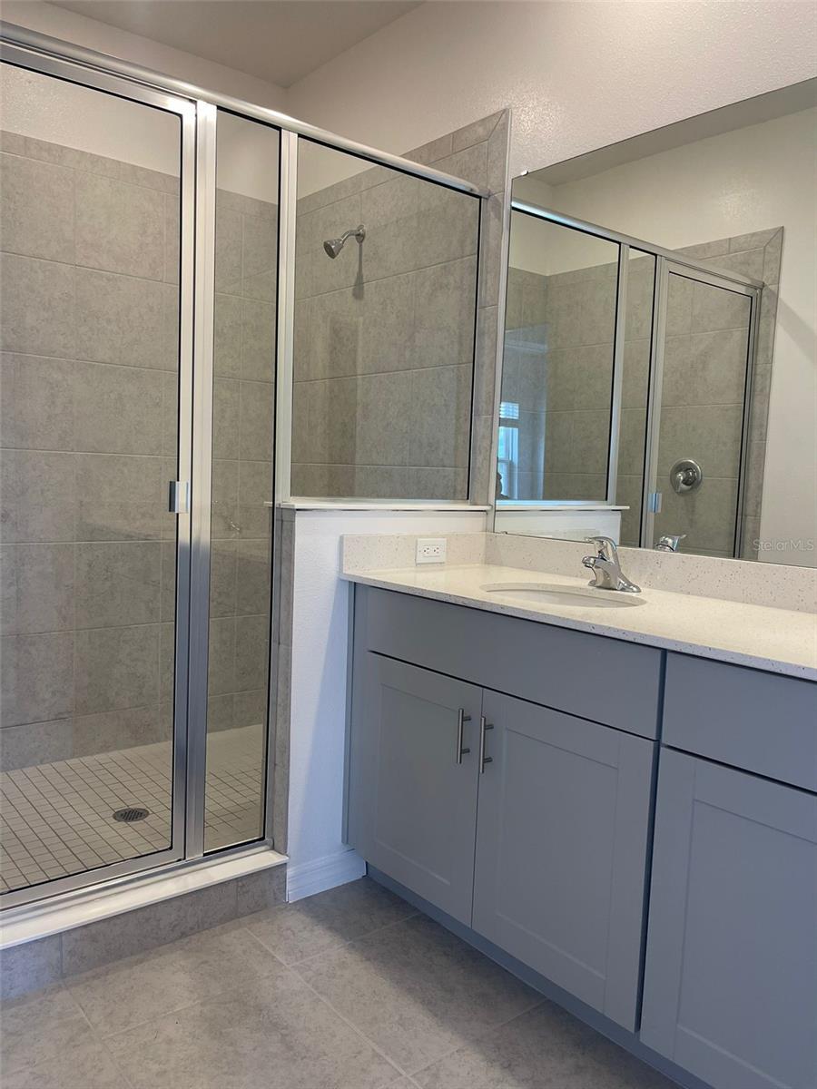 BRIXTON TWNHMS - Residential Lease