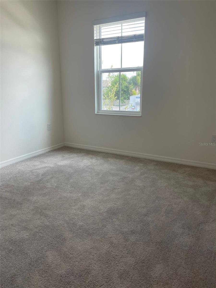 BRIXTON TWNHMS - Residential Lease