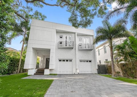 2711 W TRILBY AVENUE TAMPA FL 33611