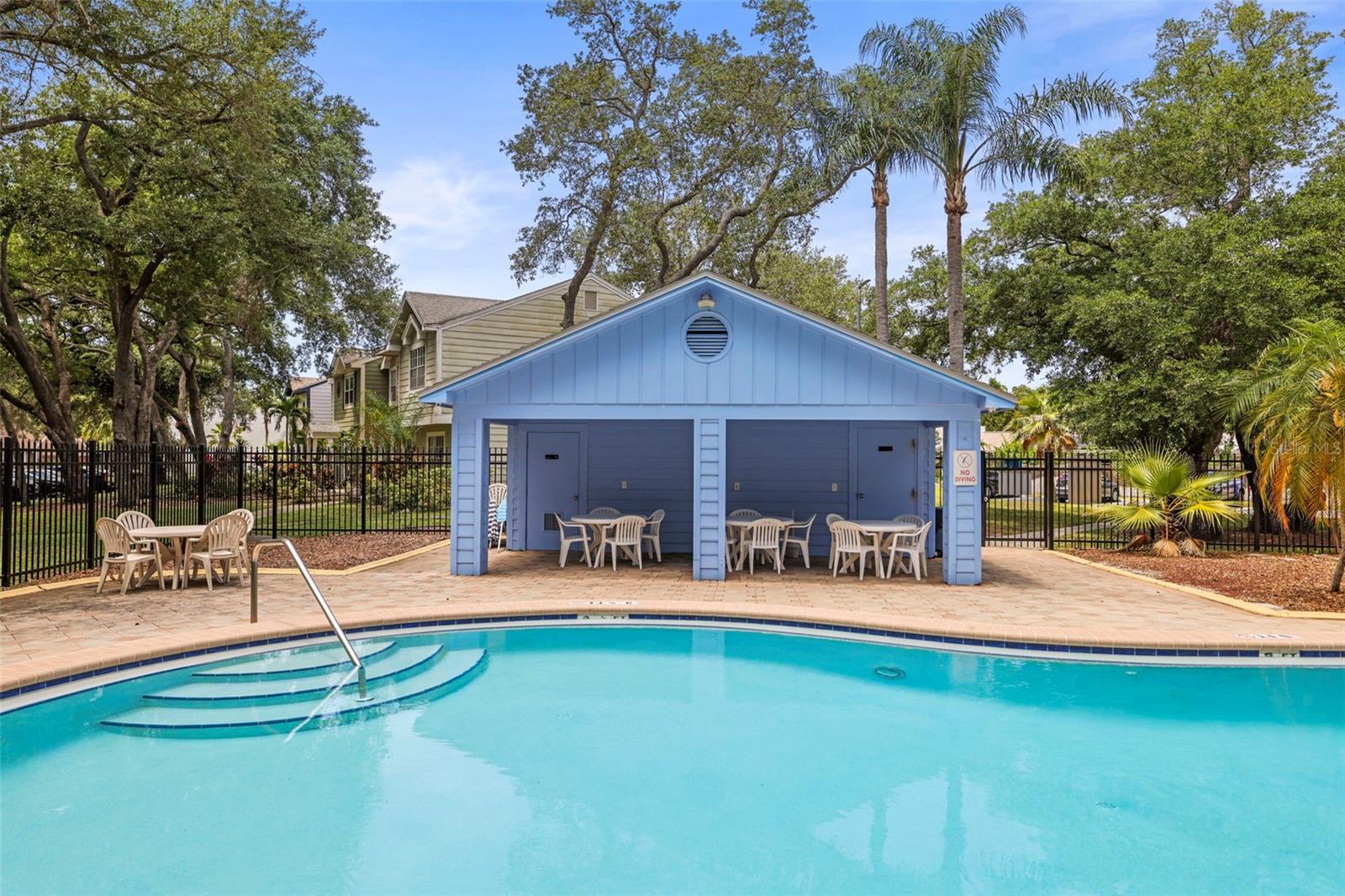 FRANKLIN SQUARE - Residential