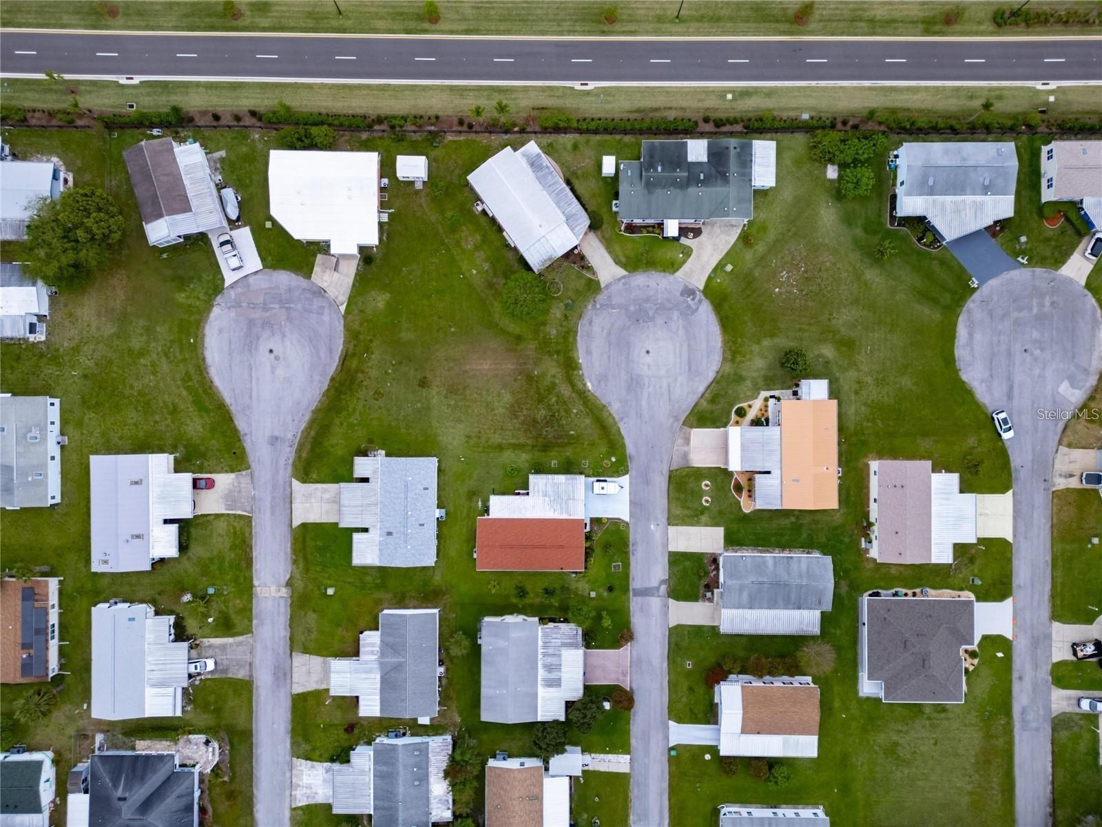 HERITAGE WOOD N LAKES ESTATES - Land