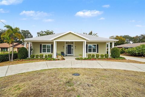 605 MANATEE DRIVE RUSKIN FL 33570