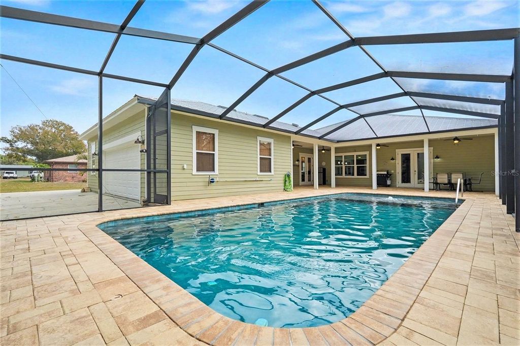 Photo of 605 Manatee Drive, Ruskin, FL 33570 (MLS # TB8469326)