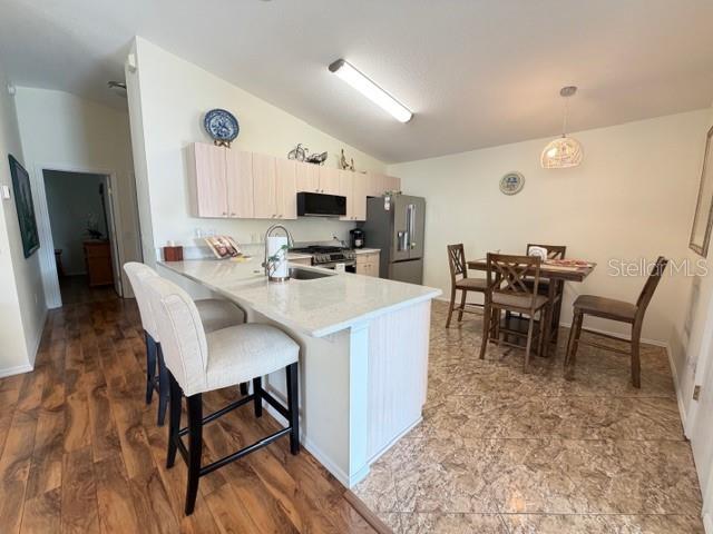 VILLAGES OF SUMTER VILLA LA CRESENTA - Residential Lease