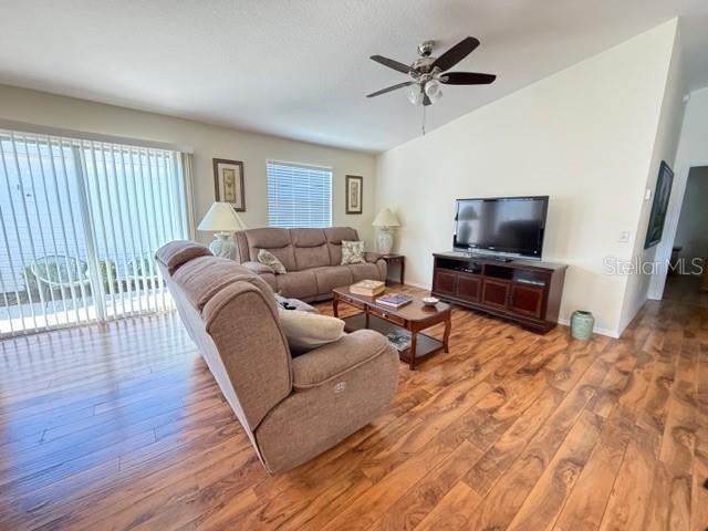 VILLAGES OF SUMTER VILLA LA CRESENTA - Residential Lease