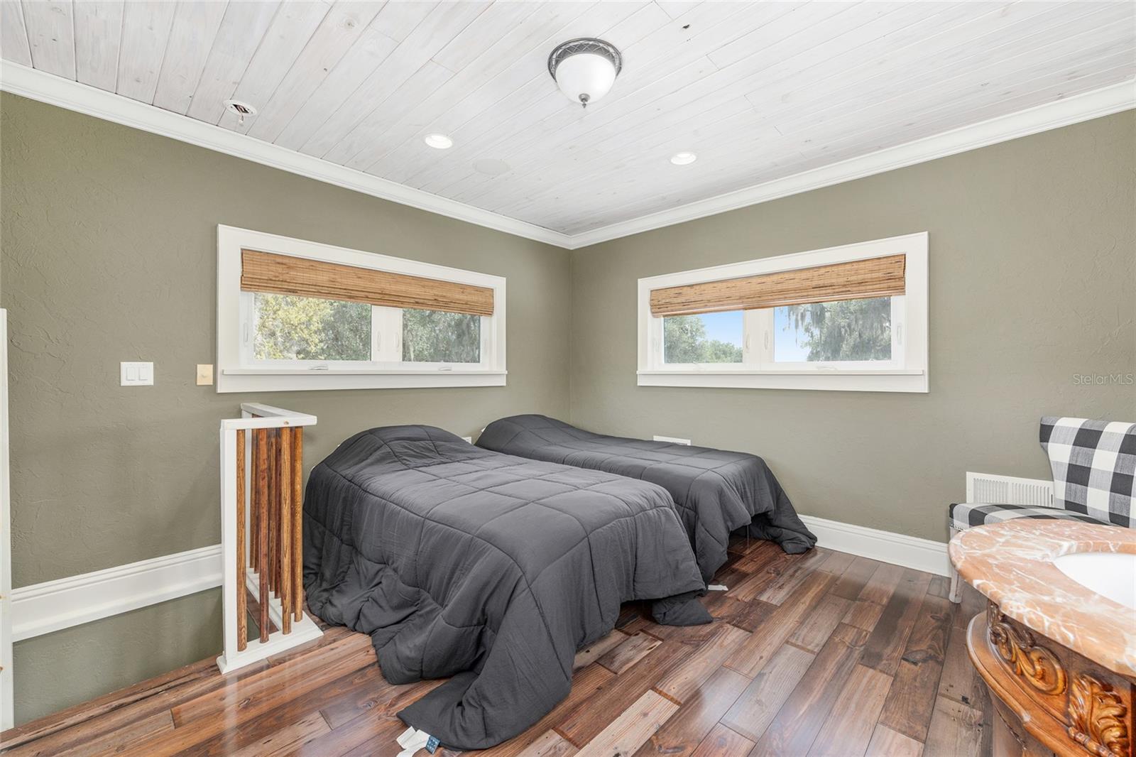 SANCTUARY - Residential