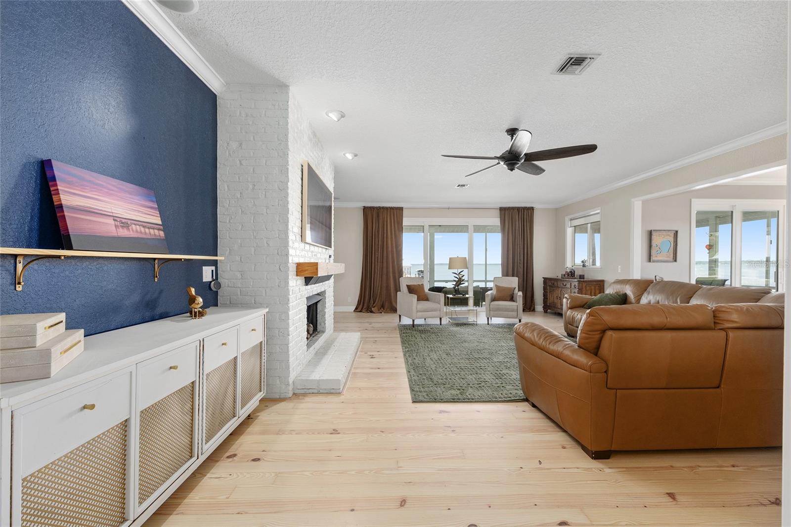 SANCTUARY - Residential