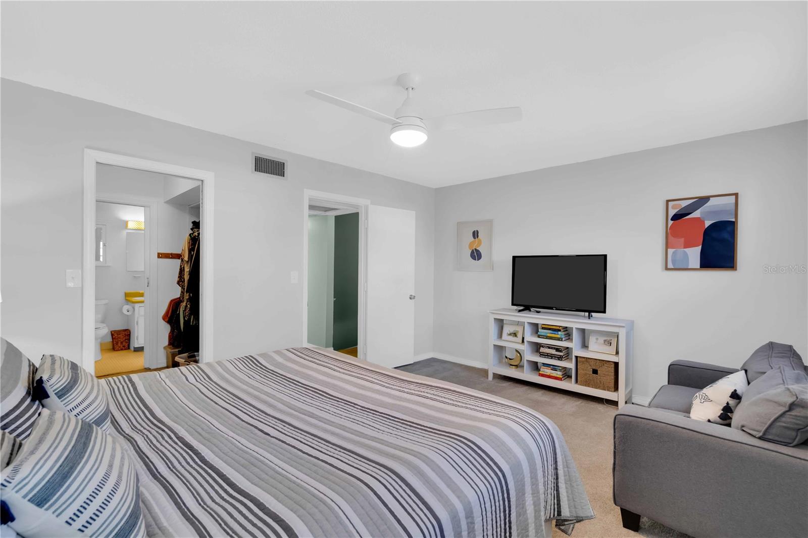 LES CHATEAUX CONDO - Residential