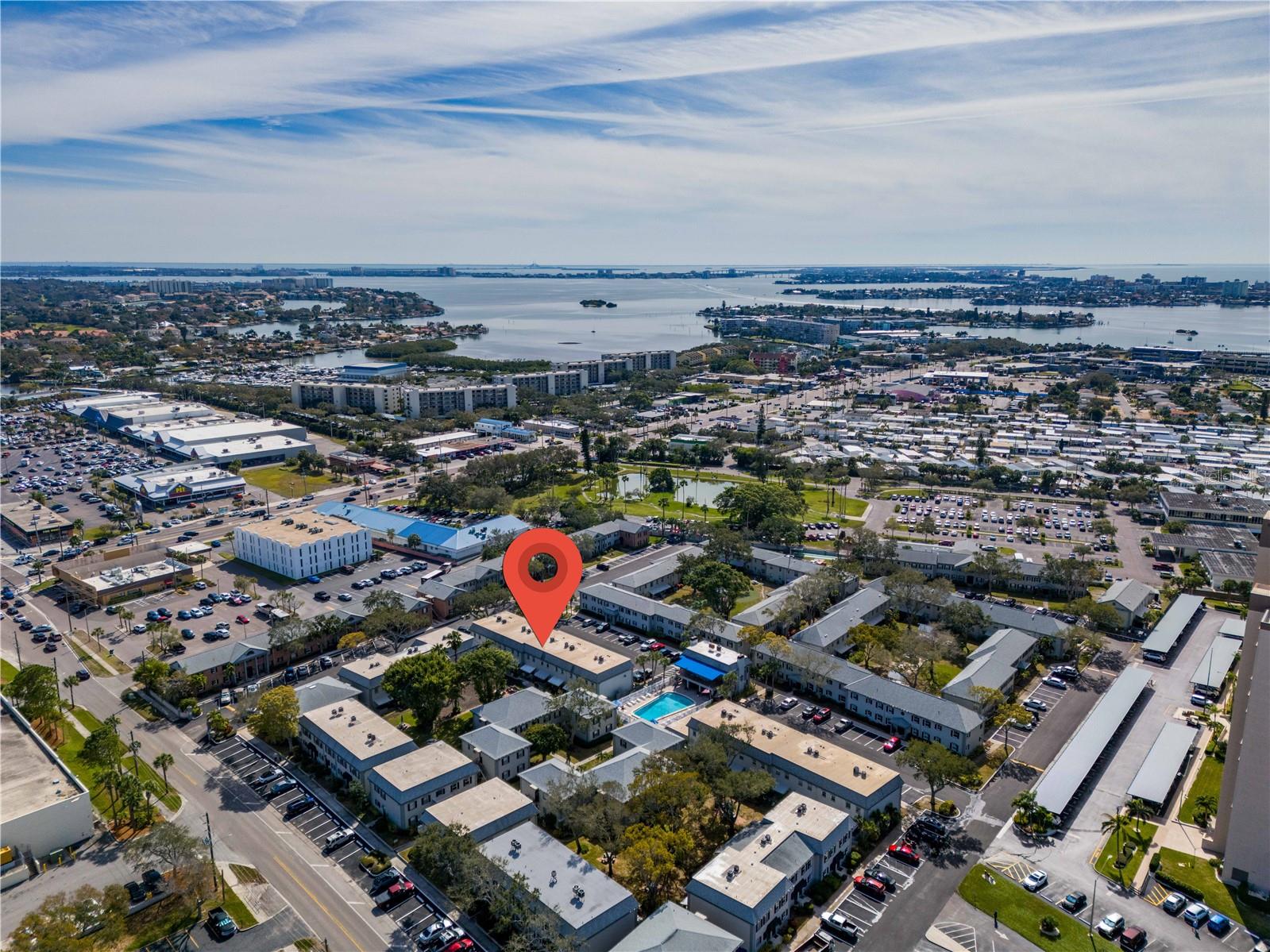 LES CHATEAUX CONDO - Residential