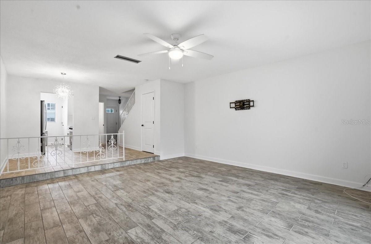 LES CHATEAUX CONDO - Residential