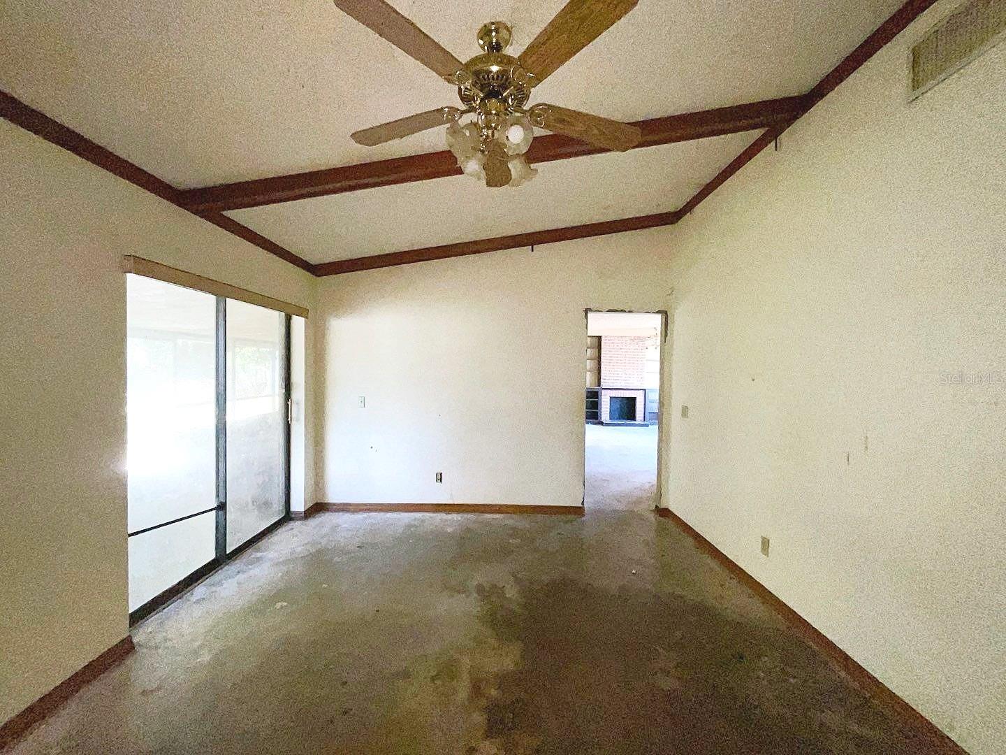 DELTONA LAKES UNIT 09 - Residential