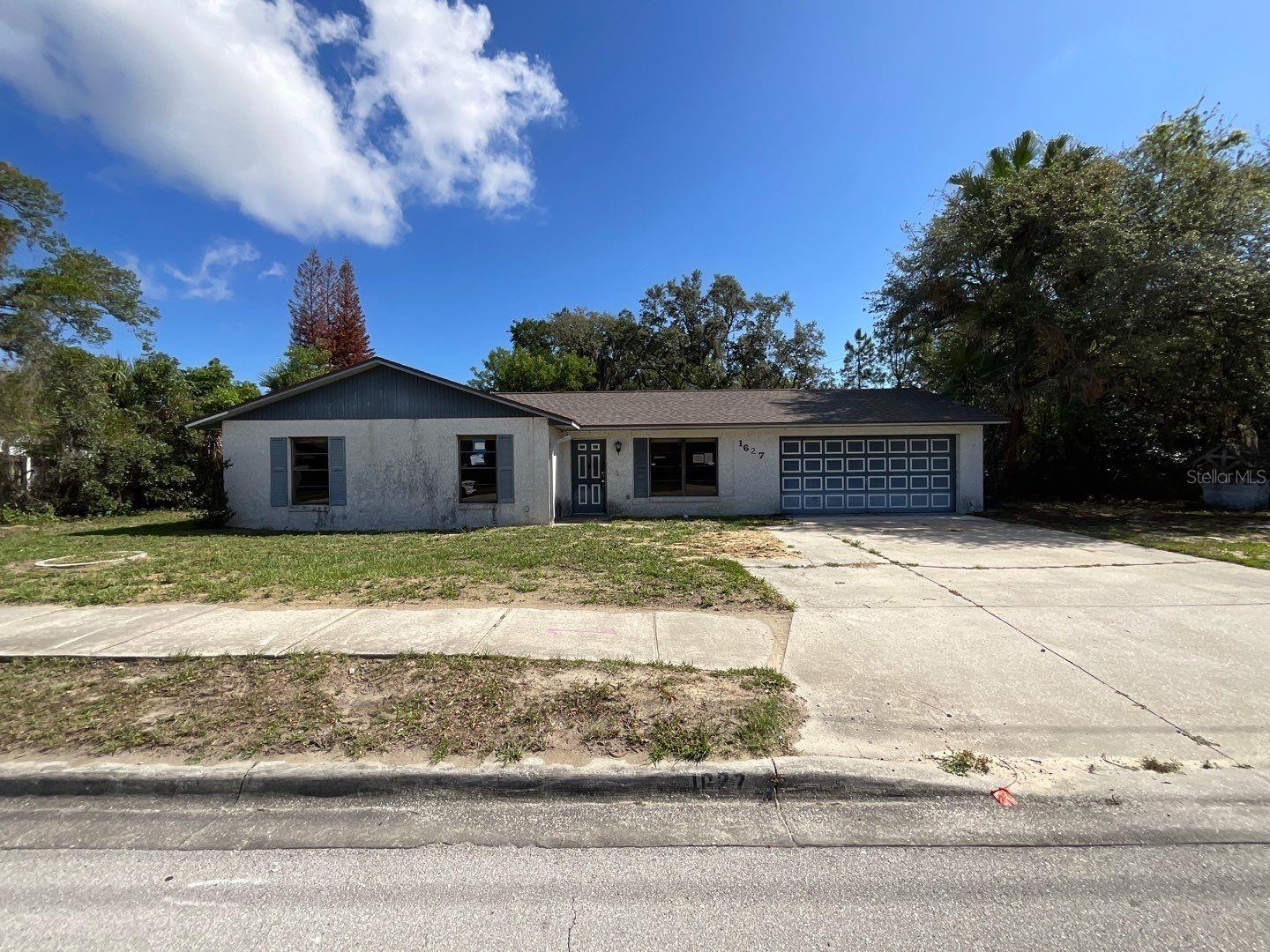 DELTONA LAKES UNIT 09 - Residential