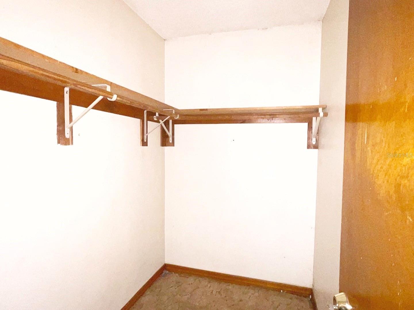 DELTONA LAKES UNIT 09 - Residential