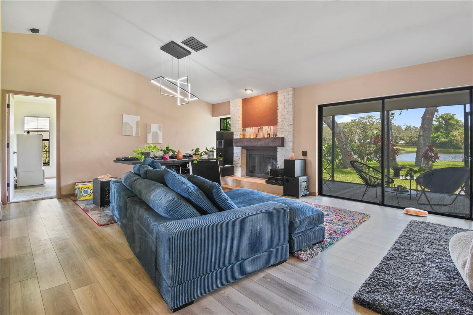 WINDRIDGE GULF TRACE - Residential