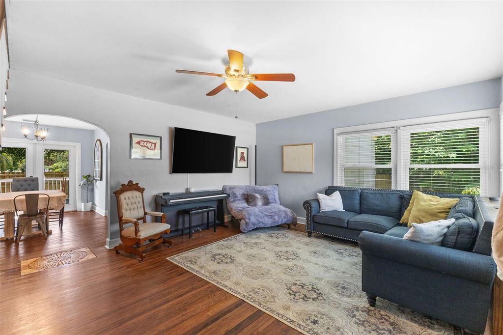 Photo of 2320 16th Street N, St Petersburg, FL 33704 (MLS # TB8526278)