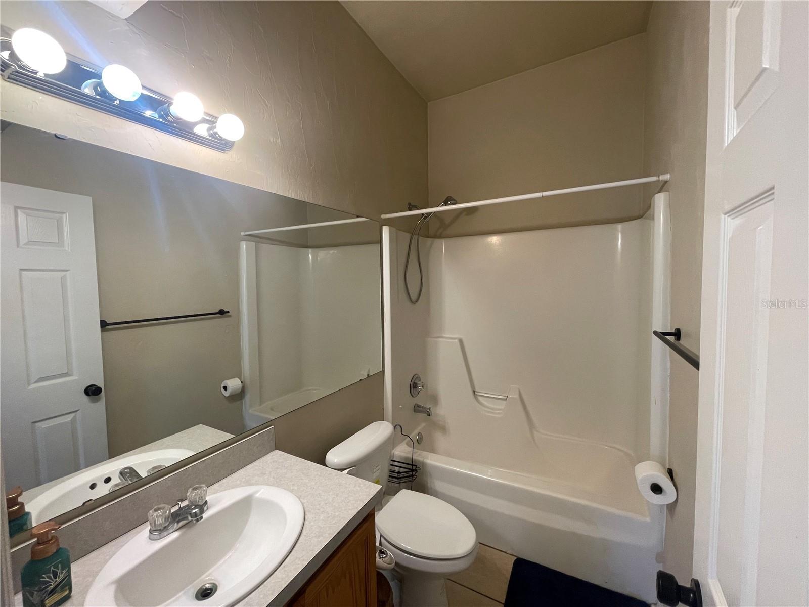 KENSINGTON SOUTH - Residential Lease