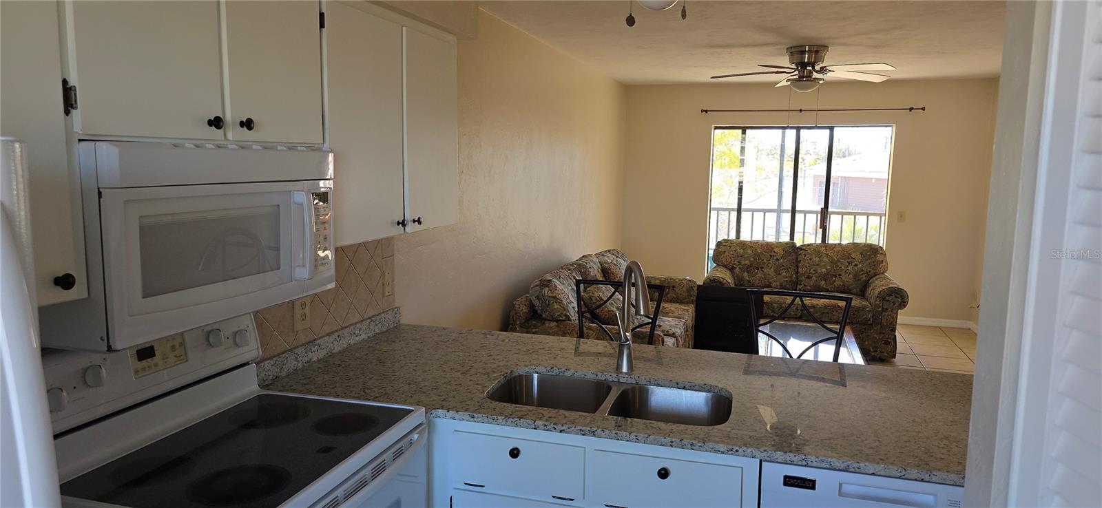 WESTCHESTER PARK PH 03 - Residential Lease