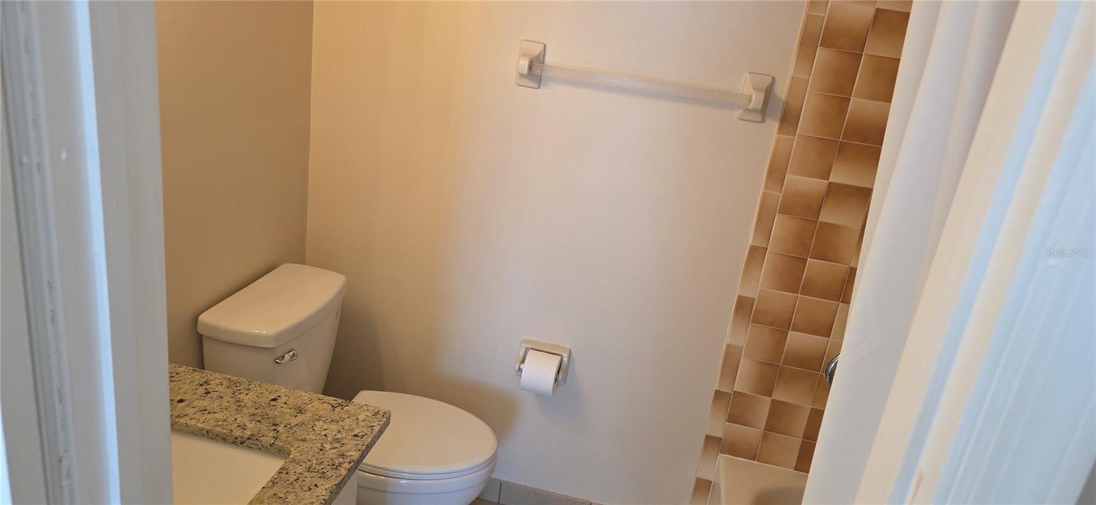 WESTCHESTER PARK PH 03 - Residential Lease